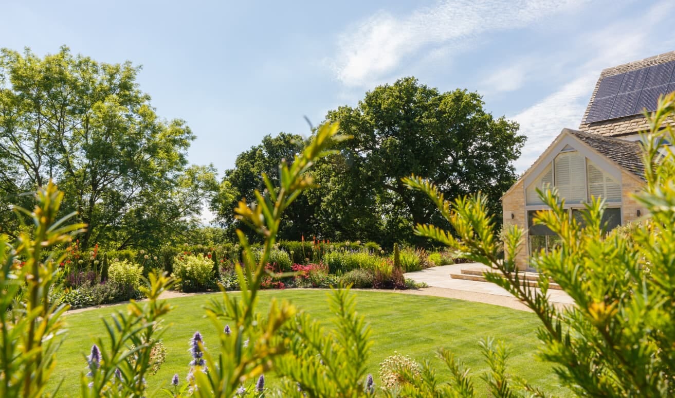 service-garden-design-image-content-3
