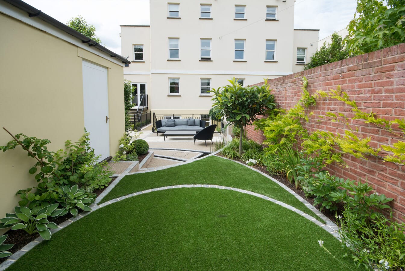 contemporary garden designers
