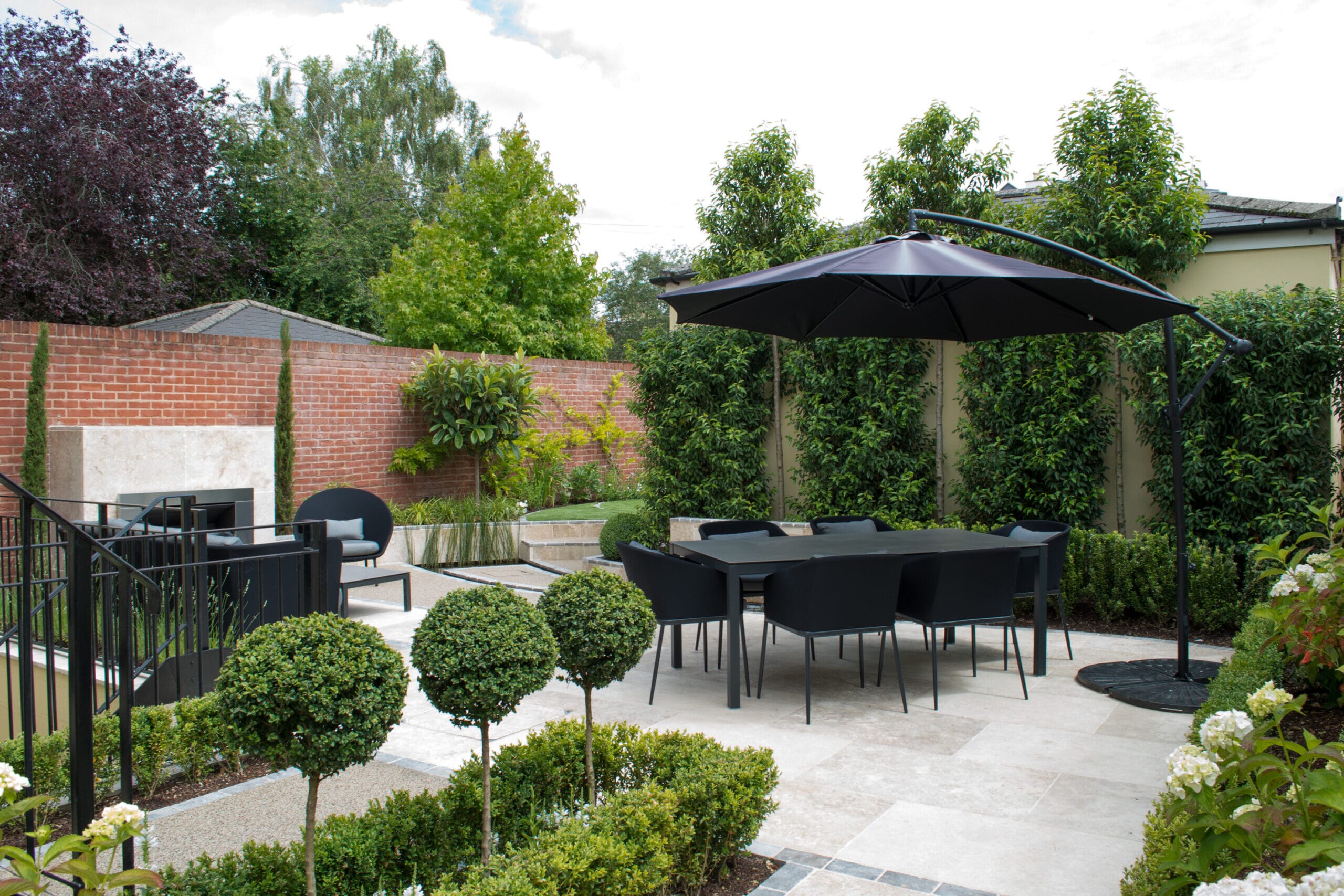 contemporary garden designers