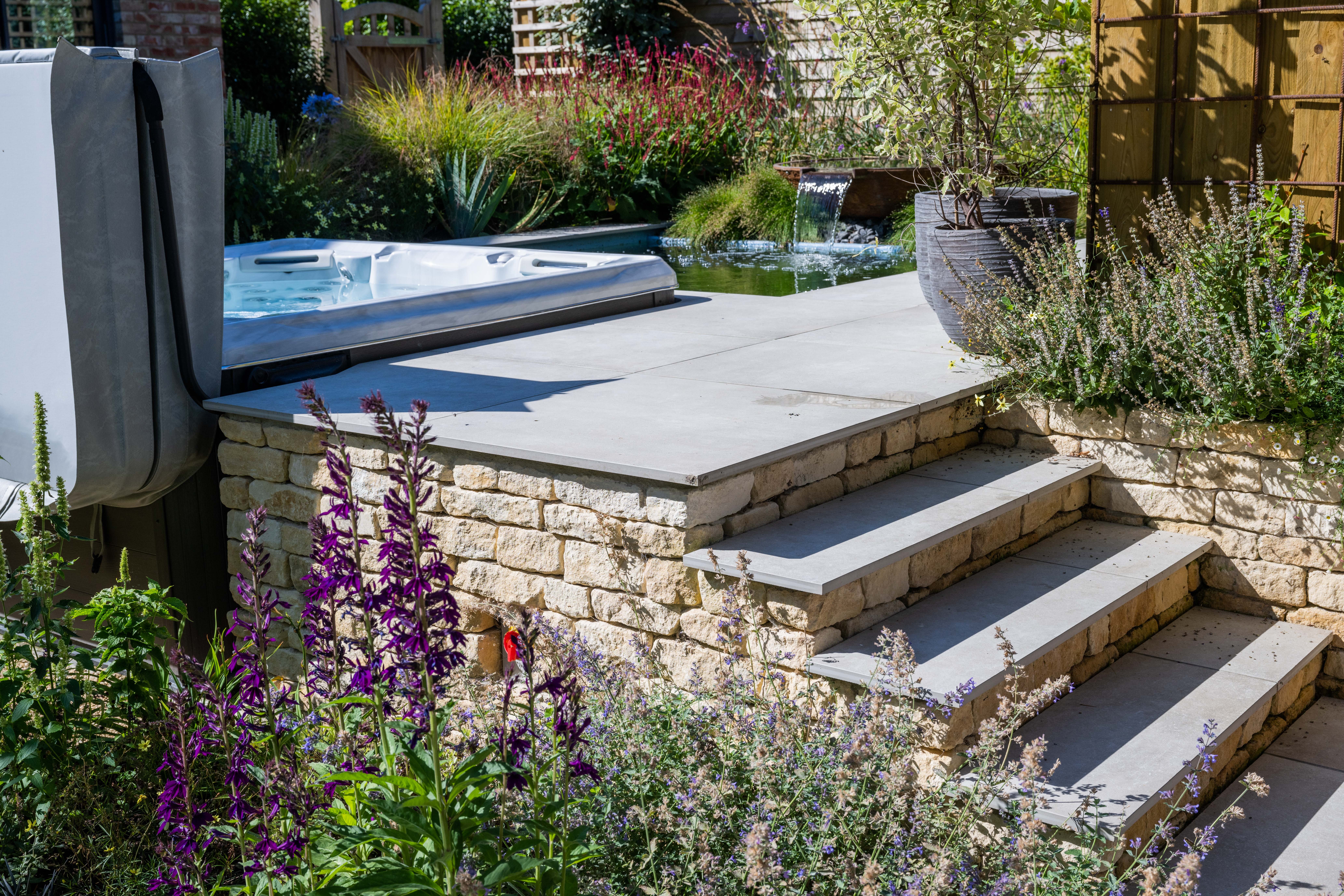 JB_PoolBarn10082022-1847.jpg?w=1350&h=900&scale