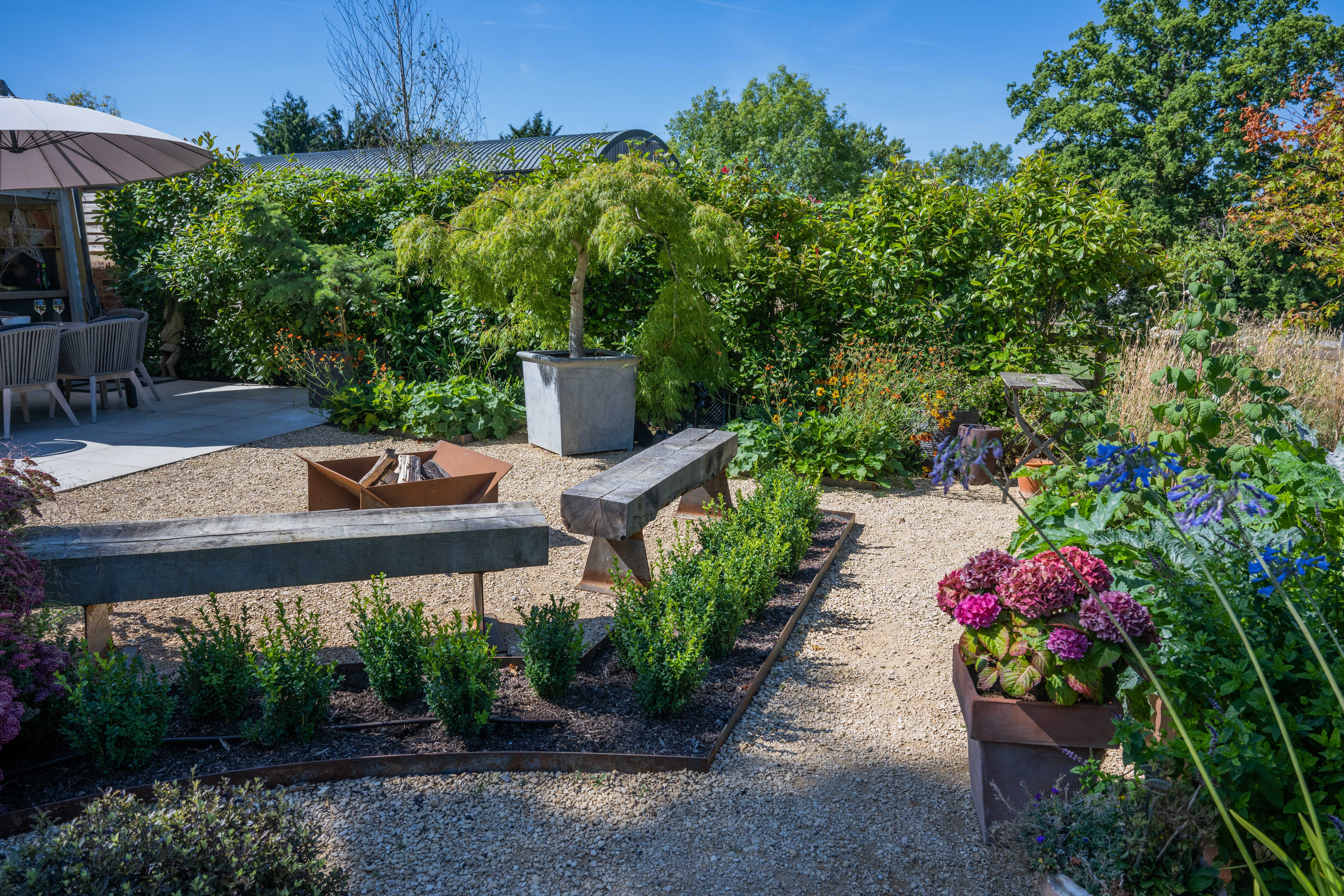 JB PoolBarn10082022 2064