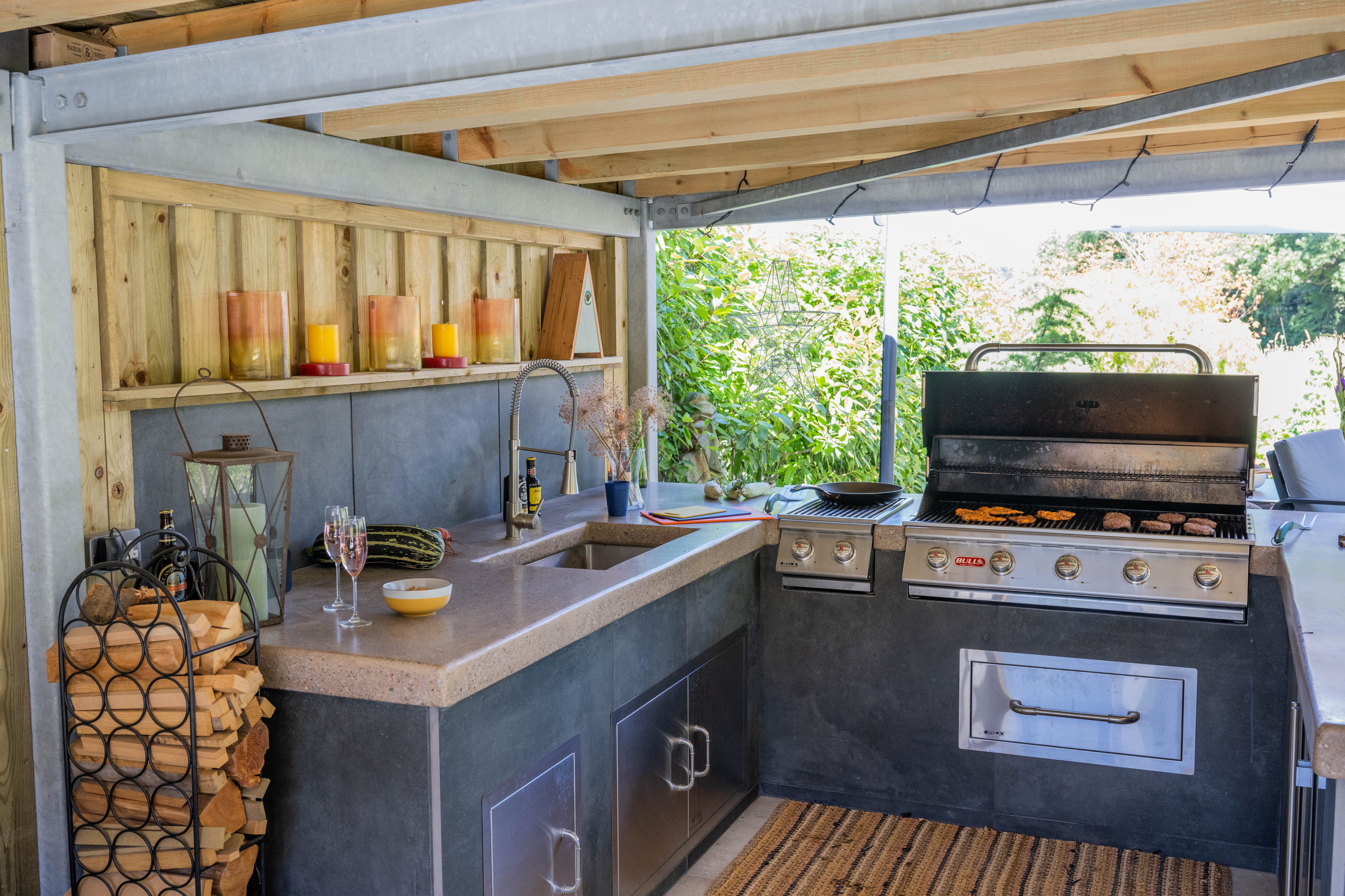 JB PoolBarn10082022 2170