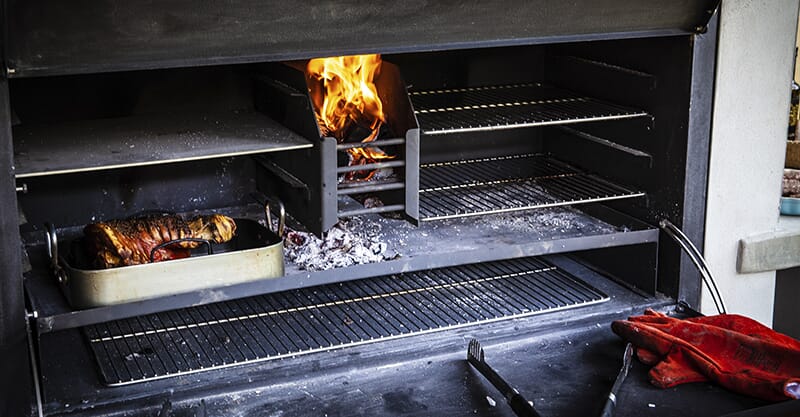 Keltie_and_Clark_rustic_garden_kitchens_outdoor_dining14