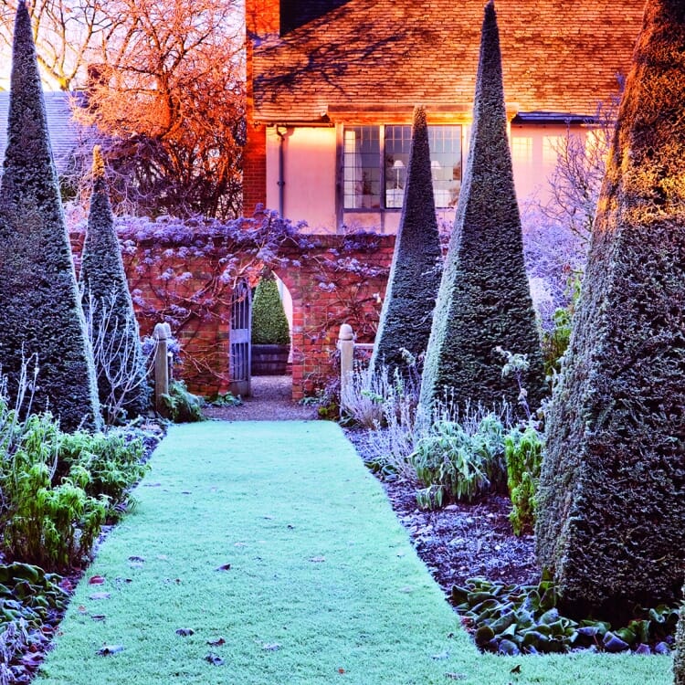 Clive Nichols the winter garden