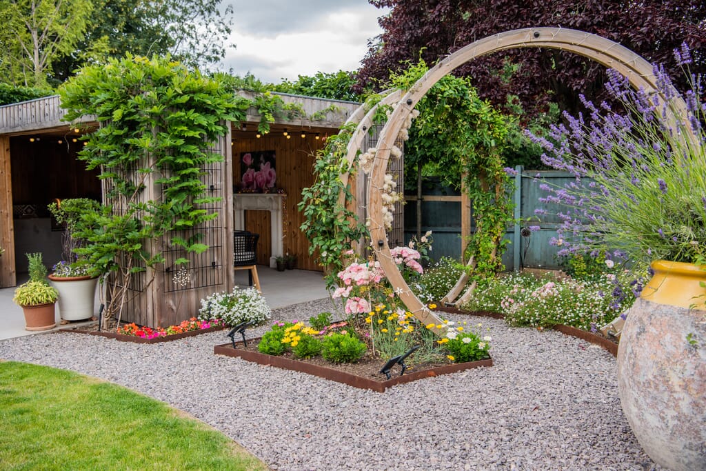 Luxury garden design Cotswolds with bespoke features