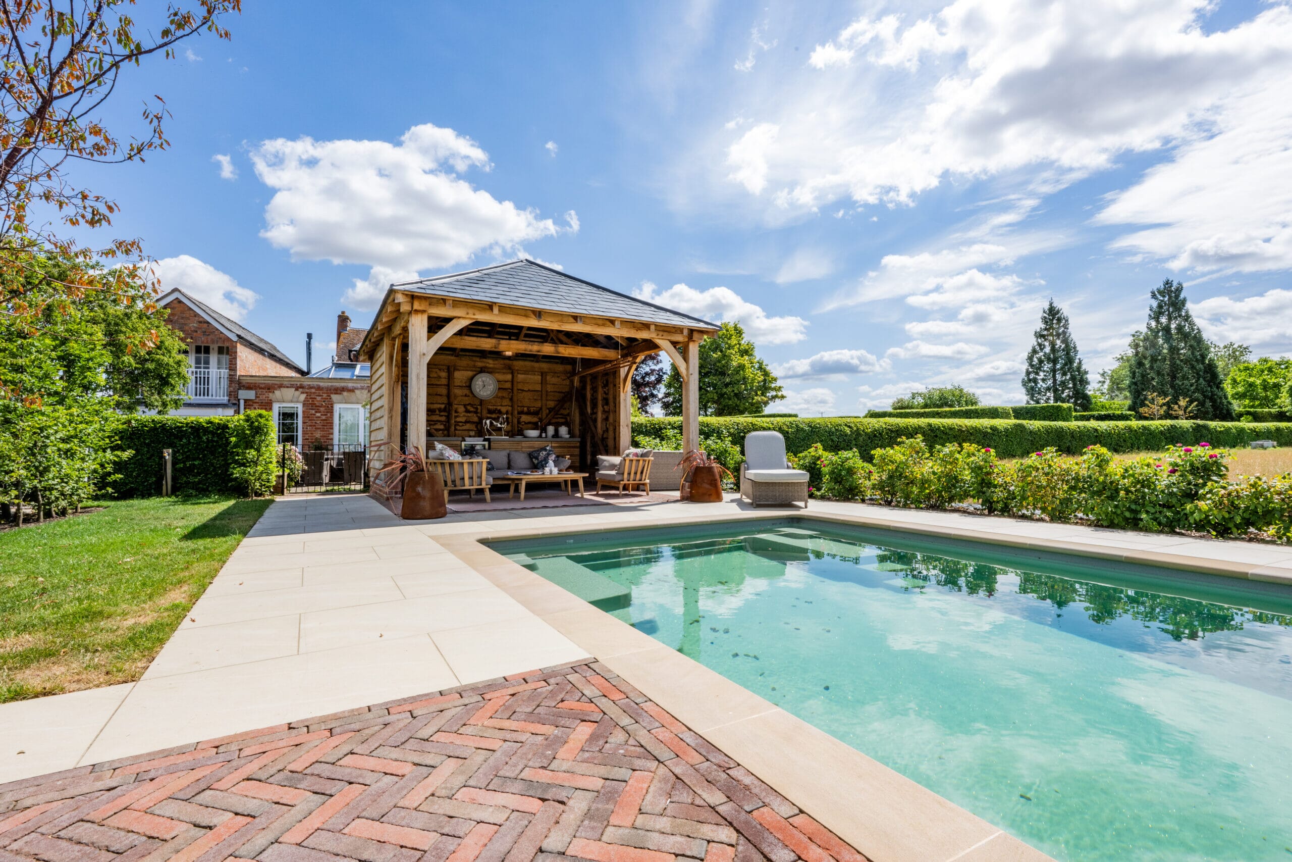 JB_KeltieandClark16072025-9924-scaled.jpg?w=1350&h=900&scale