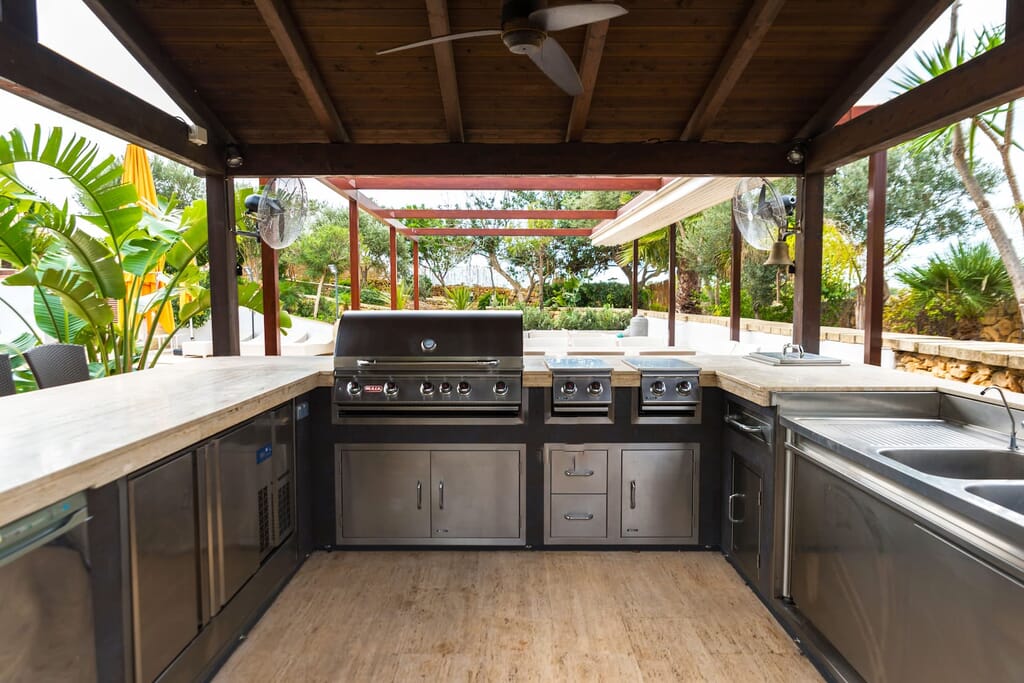 Bull Outdoor Kitchen 1