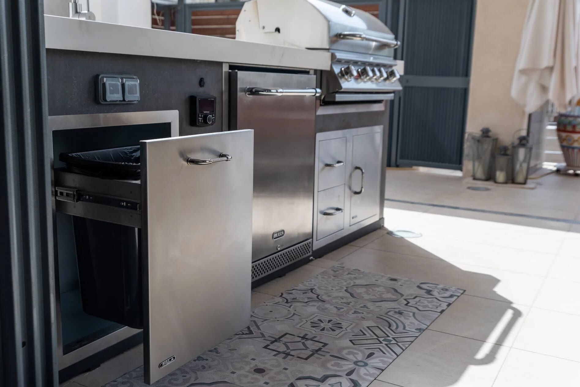 Bull-outdoor-kitchen-3.jpeg?w=1348&h=900&scale